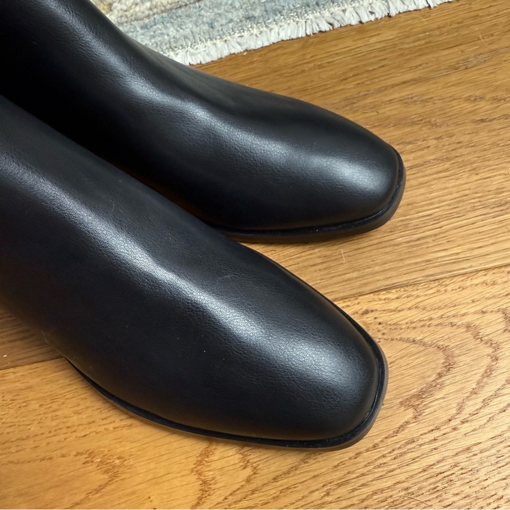 NEW J. Crew Factory Black Chelsea Boots BT277 Size 8 - Picture 3 of 7